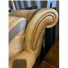 Image 2 : 507 -- LARGE LEATHER ARM CHAIR