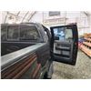 Image 42 : PARKSVILLE - 2004 FORD F150, BLACK, 320693 KMS, 4X4. - DB82022