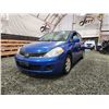 Image 2 : PARKSVILLE - 2007 NISSAN VERSA, BLUE, 141484 KMS, "NO RESERVE" - D377569
