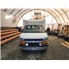 Image 5 : PARKSVILLE - 2011 CHEVY EXPRESS, WHITE, 372150 KMS, REAR WHEEL DRIVE. - P178206