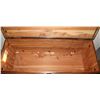 Image 2 : VINTAGE WOOD CEDAR STORAGE TRUNK