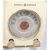 Image 2 : VINTAGE GENERAL ELECTRIC RADIO
