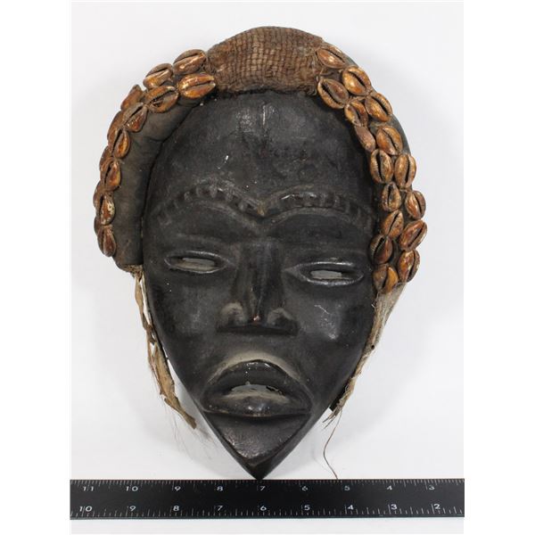 AFRICAN MASK