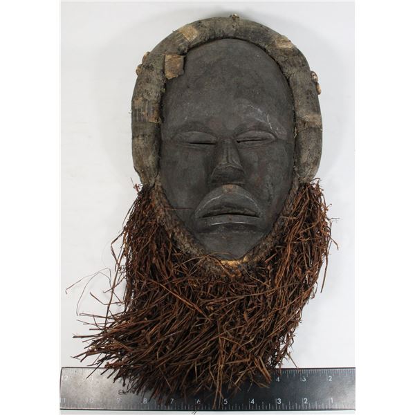 AFRICAN MASK