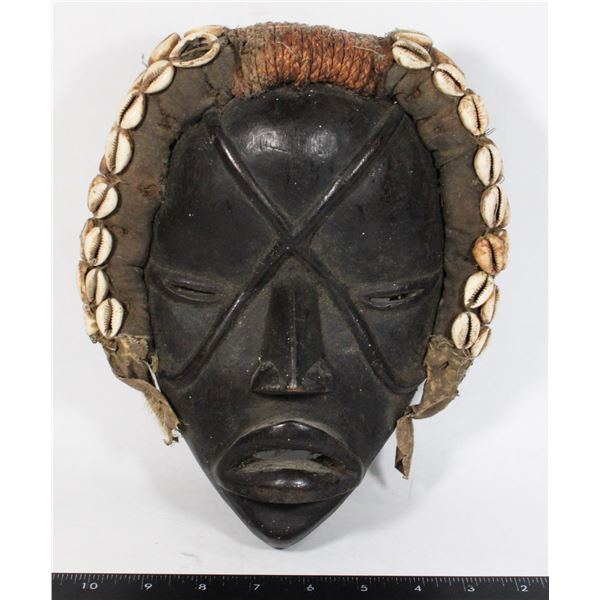 AFRICAN MASK