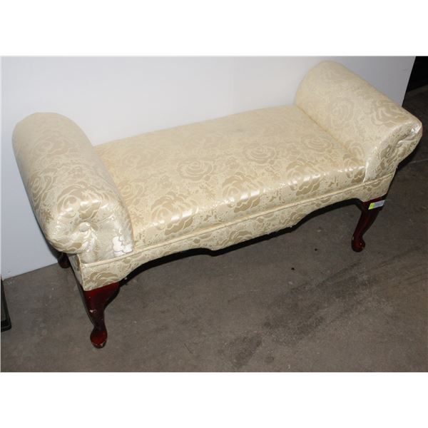 VINTAGE BOUDOIR BENCH END BED