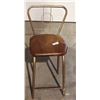 Image 1 : VINTAGE METAL STOOL