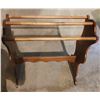 Image 2 : VINTAGE WOODEN RACK