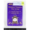 Image 1 : VINTAGE MINIATURE TIMEPIECE