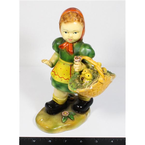 VINTAGE FIGURINE "CHICK GIRL"