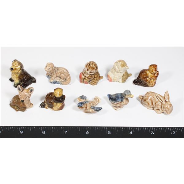 VINTAGE 10 ASSORTED TEA ORNAMENTS