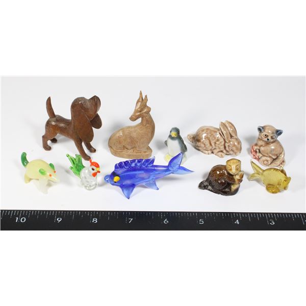 VINTAGE 10 ASSORTED TEA ORNAMENTS