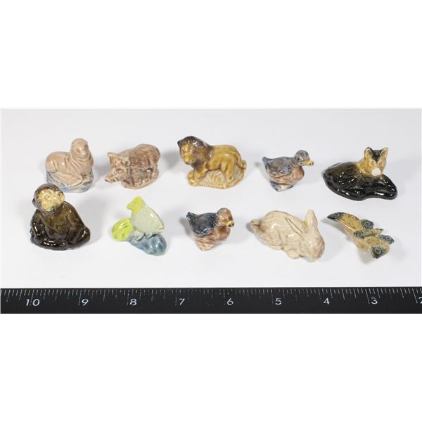 VINTAGE 10 ASSORTED TEA ORNAMENTS