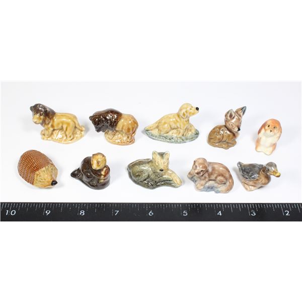 VINTAGE 10 ASSORTED TEA ORNAMENTS