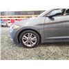 Image 31 : PARKSVILLE - 2018 HYUNDAI ELANTRA, GREY, 162636 KMS, FRONT WHEEL DRIVE. - P444365