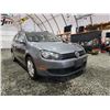 Image 8 : PARKSVILLE - 2011 VW GOLF WAGON, GREY, 251670 KMS, FRONT WHEEL DRIVE. - D658636