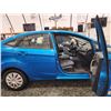 Image 36 : PARKSVILLE - 2013 FORD FIESTA, BLUE, 180992 KMS, FRONT WHEEL DRIVE. - J141679
