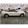 Image 11 : PARKSVILLE - 2007 FORD MUSTANG, WHITE, 174702 KMS, REAR WHEEL DRIVE. - D267925