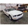 Image 9 : PARKSVILLE - 2007 FORD MUSTANG, WHITE, 174702 KMS, REAR WHEEL DRIVE. - D267925