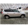 Image 11 : PARKSVILLE - 2008 TOYOTA RAV4, SILVER, 143454 MILES, FOUR WHEEL DRIVE. - D130718
