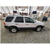 Image 35 : PARKSVILLE - 2006 FORD ESCAPE, WHITE, 258420 KMS, FOUR WHEEL DRIVE. - JC73909