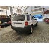 Image 6 : PARKSVILLE - 2006 FORD ESCAPE, WHITE, 258420 KMS, FOUR WHEEL DRIVE. - JC73909