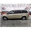 Image 23 : PARKSVILLE - 2010 DODGE GRAND CARAVAN, GOLD, 242781 KMS, FRONT WHEEL DRIVE. - D361963