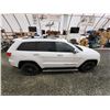 Image 12 : PARKSVILLE - 2018 JEEP CHEROKEE, WHITE, 164259 KMS, FOUR WHEEL DRIVE. - D398157