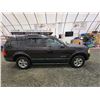 Image 11 : PARKSVILLE - 2004 FORD EXPLORER, BLACK, 219048 KMS, FOUR WHEEL DRIVE. - DC12135