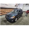 Image 4 : PARKSVILLE - 2010 HYUNDAI SANTE FE, BLUE, 167018 KMS, FOUR WHEEL DRIVE. - D340172