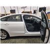 Image 36 : PARKSVILLE - 2019 FORD FUSION, WHITE, 112315 KMS, FRONT WHEEL DRIVE. - J211902