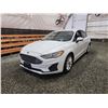 Image 3 : PARKSVILLE - 2019 FORD FUSION, WHITE, 112315 KMS, FRONT WHEEL DRIVE. - J211902