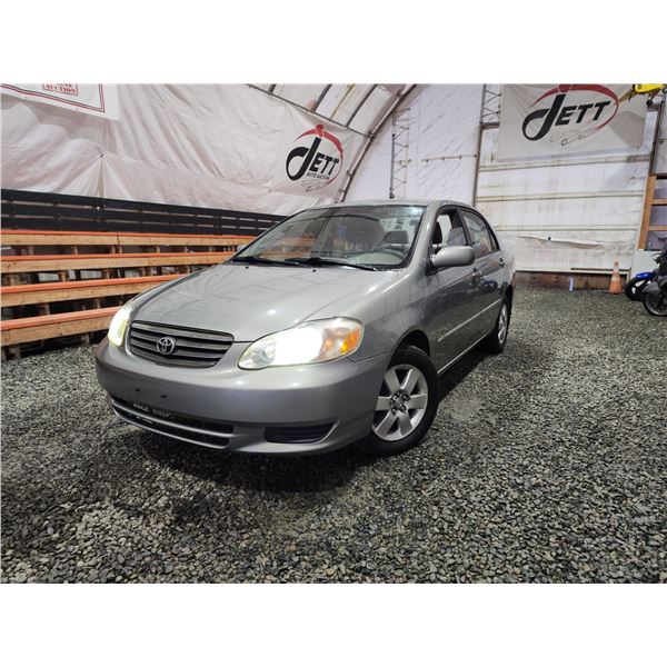 PARKSVILLE - 2003 TOYOTA COROLLA, GREY, 271137 KMS, FRONT WHEEL DRIVE. - B749512