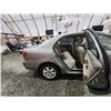 Image 40 : PARKSVILLE - 2003 TOYOTA COROLLA, GREY, 271137 KMS, FRONT WHEEL DRIVE. - B749512