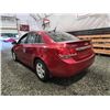 Image 20 : PARKSVILLE - 2011 CHEVY CRUZE, RED, 251128 KMS, FRONT WHEEL DRIVE. - B170703