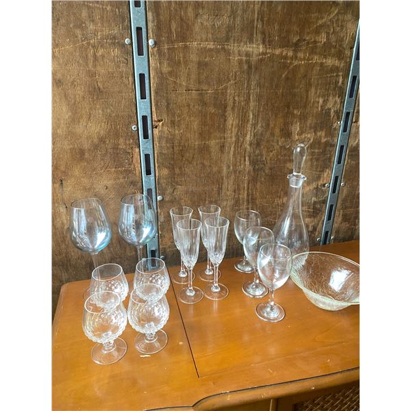 603 -- SMALL GLASS LOT