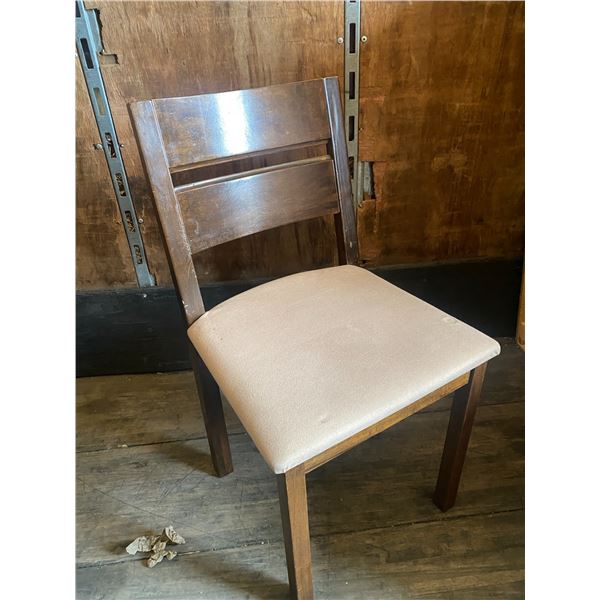 621 -- SINGLE CHAIR