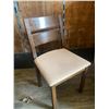Image 1 : 621 -- SINGLE CHAIR