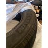 Image 2 : 625 -- MICHELIN TIRES
