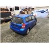 Image 16 : PARKSVILLE - 2007 HONDA FIT, BLUE, 161814 KMS, FRONT WHEEL DRIVE. - B807578