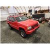 Image 10 : PARKSVILLE - 1994 JEEP CHEROKE, RED, 216483 KMS, FOUR WHEEL DRIVE. - B344170