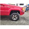Image 25 : PARKSVILLE - 1994 JEEP CHEROKE, RED, 216483 KMS, FOUR WHEEL DRIVE. - B344170