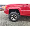 Image 31 : PARKSVILLE - 1994 JEEP CHEROKE, RED, 216483 KMS, FOUR WHEEL DRIVE. - B344170