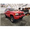 Image 8 : PARKSVILLE - 1994 JEEP CHEROKE, RED, 216483 KMS, FOUR WHEEL DRIVE. - B344170