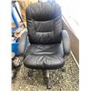 Image 1 : 638 -- OFFICE CHAIR # 2
