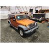 Image 10 : PARKSVILLE - 2011 JEEP WRANGLER UNLIMITED, ORANGE, 354095 KMS, 4X4. - J614050