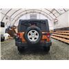 Image 17 : PARKSVILLE - 2011 JEEP WRANGLER UNLIMITED, ORANGE, 354095 KMS, 4X4. - J614050