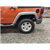 Image 29 : PARKSVILLE - 2011 JEEP WRANGLER UNLIMITED, ORANGE, 354095 KMS, 4X4. - J614050