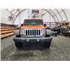 Image 5 : PARKSVILLE - 2011 JEEP WRANGLER UNLIMITED, ORANGE, 354095 KMS, 4X4. - J614050