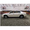 Image 23 : PARKSVILLE - 2008 BUICK LUCERNE, WHITE, 204148 KMS, FRONT WHEEL DRIVE. - B155006